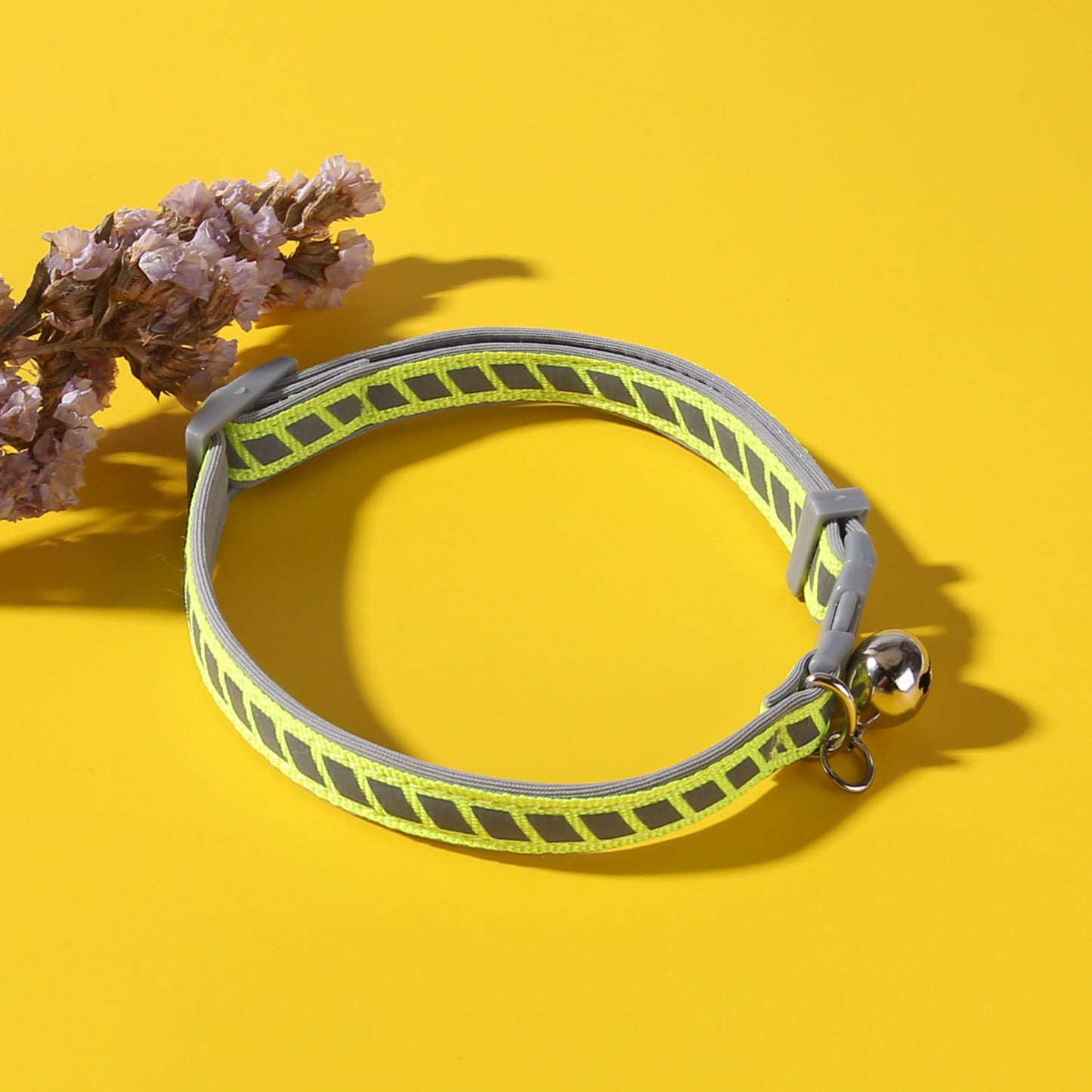 Reflective Cat Collar with Quick-Release Buckle – Lightweight Safety