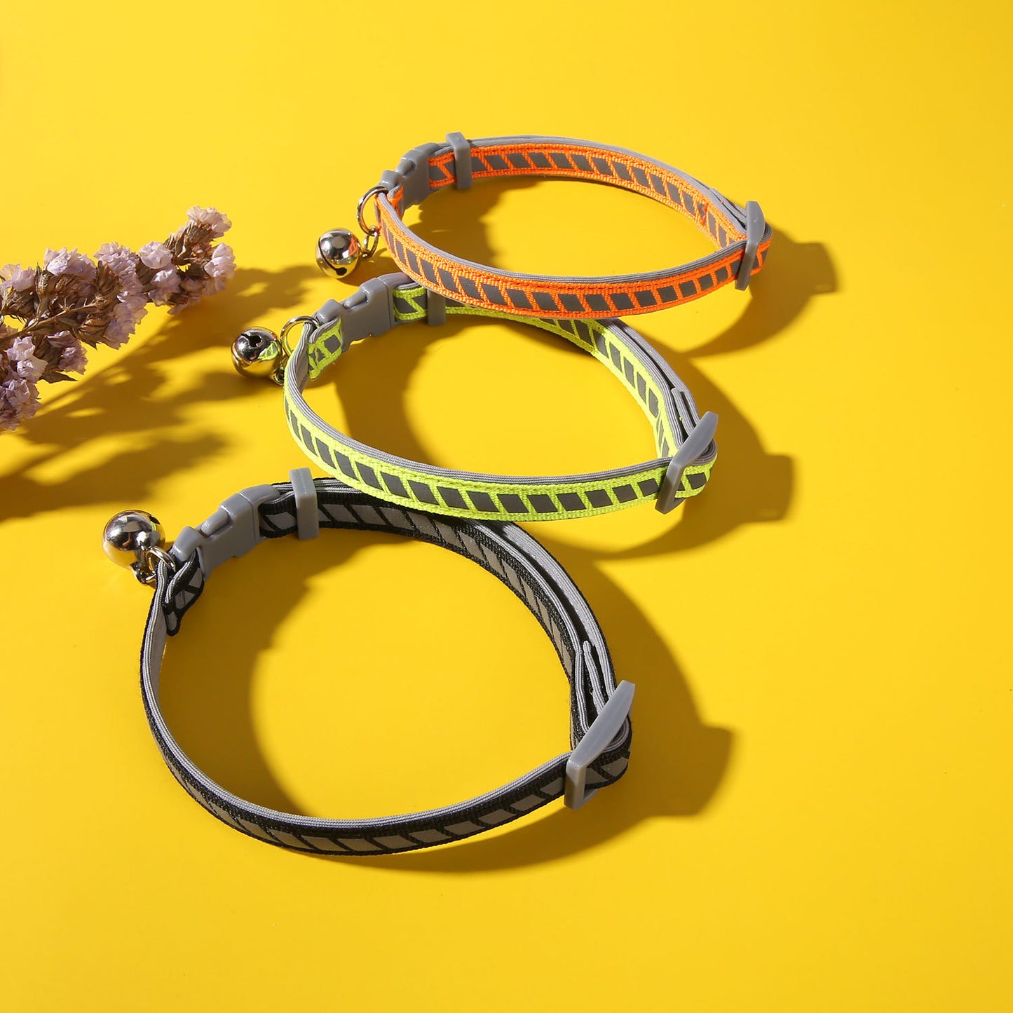 Reflective Cat Collar with Quick-Release Buckle – Lightweight Safety