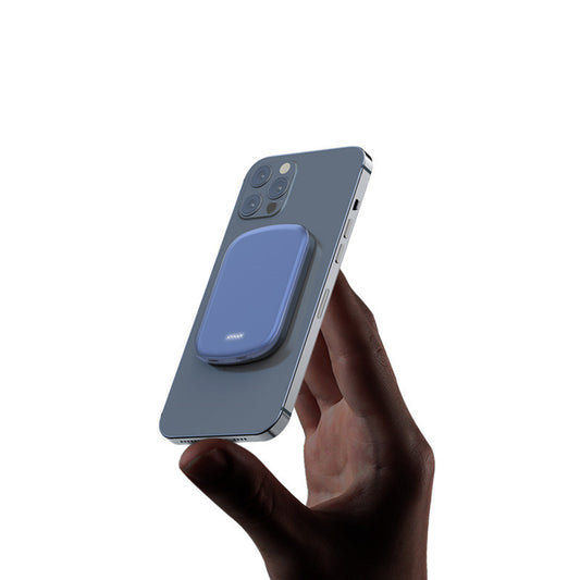 8400mAh Magnetic Wireless Power Bank – Ultra-Thin Snap-On Charger (MagSafe-Compatible)