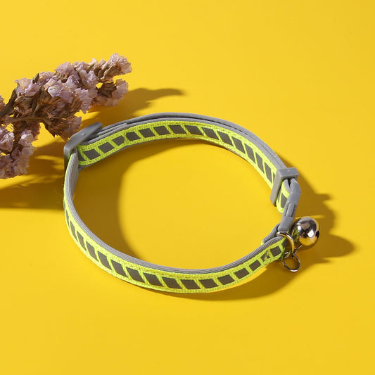 Reflective Cat Collar with Quick-Release Buckle – Lightweight Safety