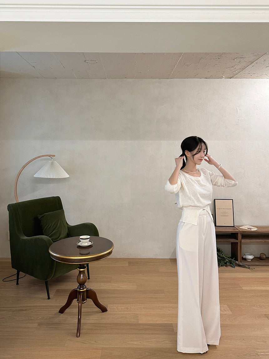 Woman Hanging Mopping Casual Pants